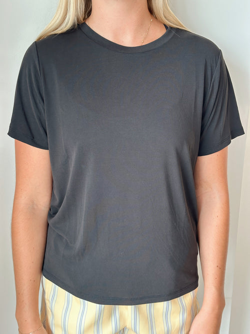 Be The Basic Tee in Black