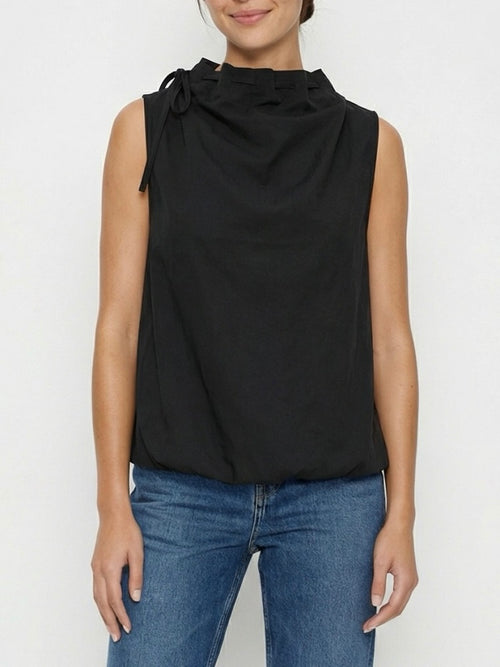 Cinch You Asked Top in Black