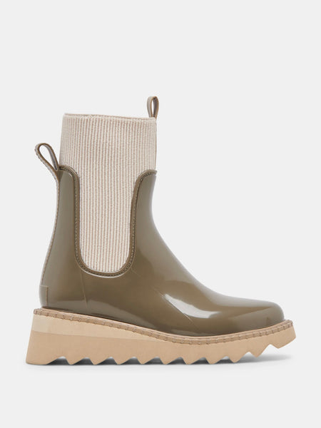 Tropic H2O Boots in Ivory Patent