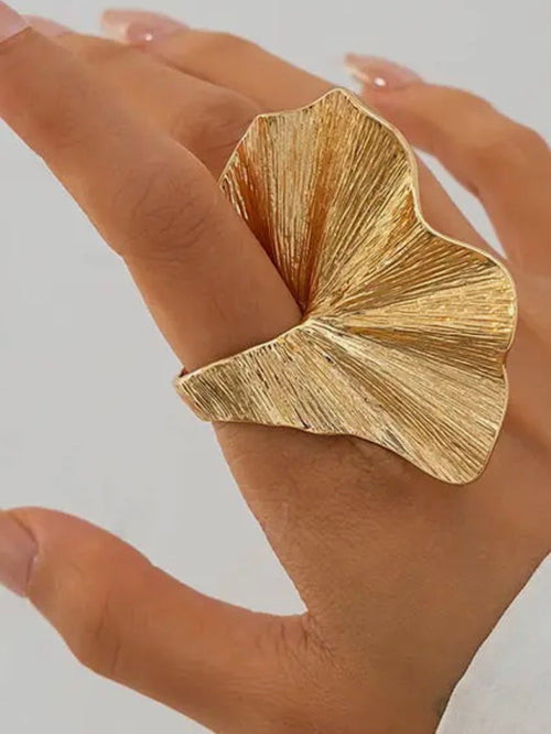 She's The Statement Ring