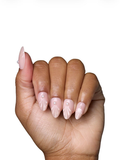 Honeymoon Press On Nails