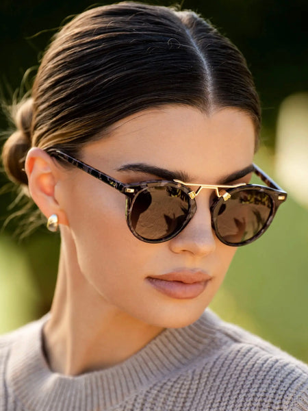 Skyler Sunnies in Beige Tortoise & Brown