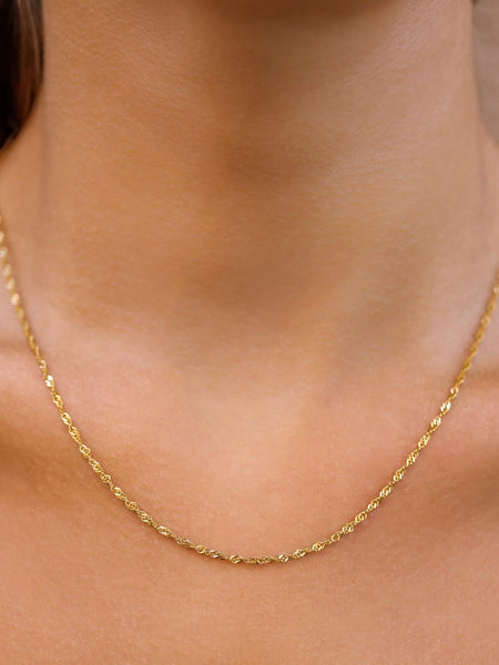 Lane Necklace in Gold