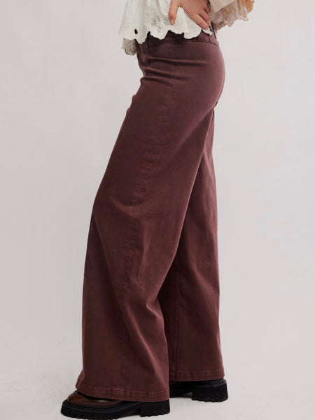 Libre Wide Leg Jean in Rum Running