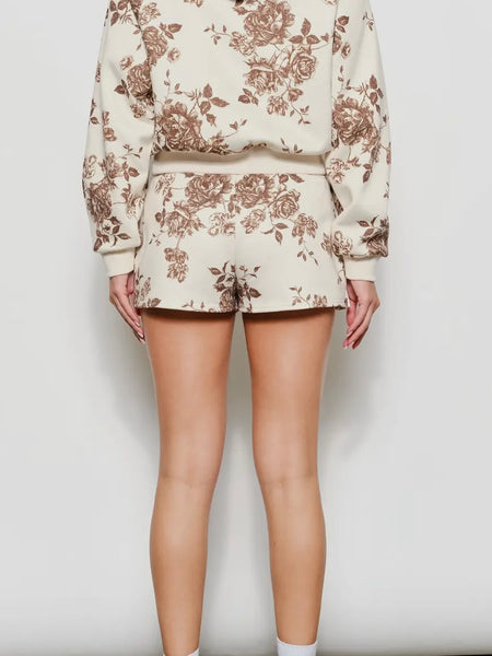 Fancy A Floral Shorts in Cream