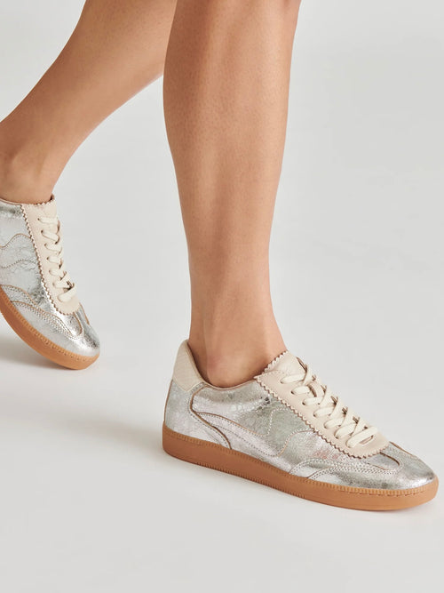 Notice Sneakers in Silver Distressed Leather