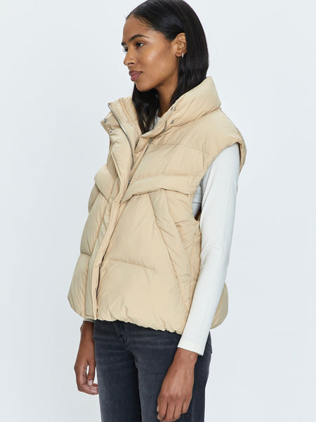 Joss Puffer Vest in Warm Sand