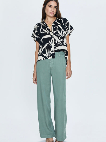 Lara Button Up in Bird of Paradise