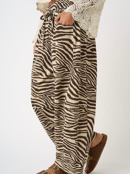 Where The Wild Things Run Pant in Brown
