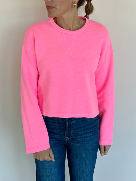 Crew Neck Wide Sleeve Sweatshirt in Neo Pink