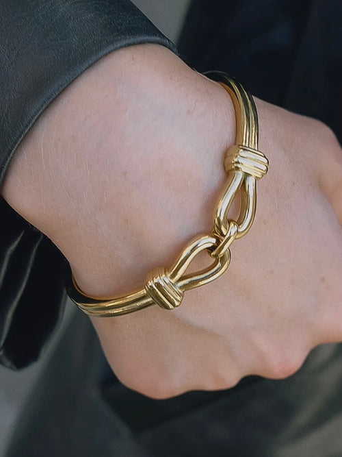 Deloise Knot Link Bracelet