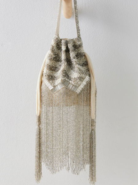 Razzle Dazzle Clutch in Ivory Pearl