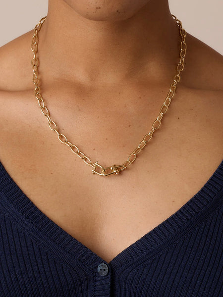 Atlas Lariat