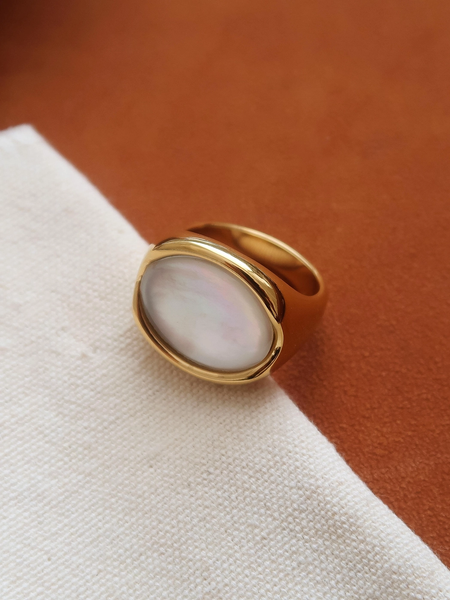 Oakmere Statement Ring