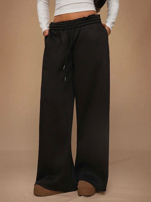 You Want A Fleece Of Me Sweatpants in Black