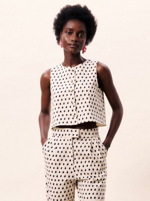 Nautilus Vest in Creme