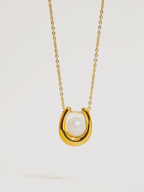 Barn Horseshoe Pearl Necklace