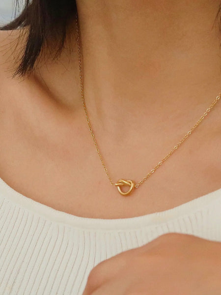 Aimee Twist Heart Necklace