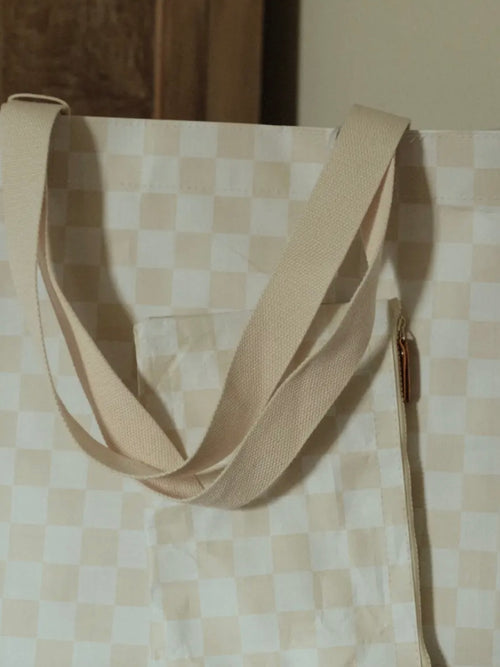 XL Day Bag & Removable Pouch in Sand Checker