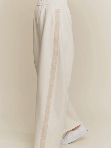 Trimmed & Tailored Barrel Sweatpants in Cream