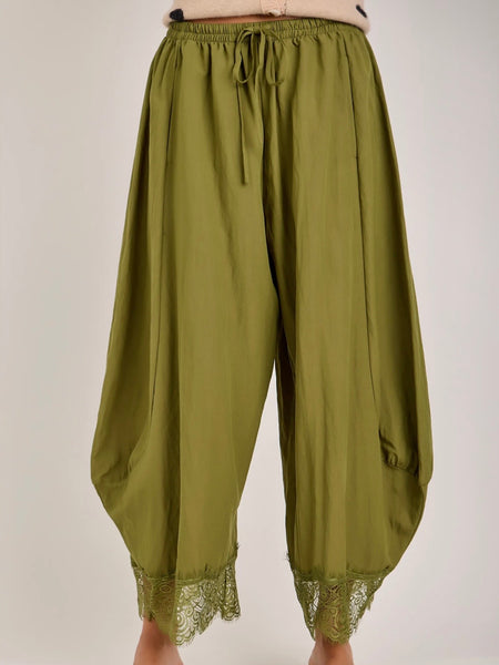 She's The Boss Balloon Pants in Green