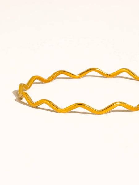 Hadley Wavy Bangle Bracelet