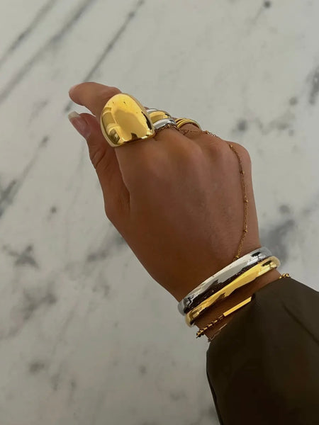 Clara Oversized Bauble Ring