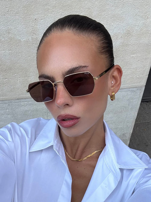 Superior Sunglasses in Gold Brown