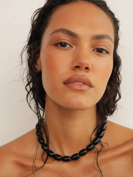 Clementine Necklace in Black