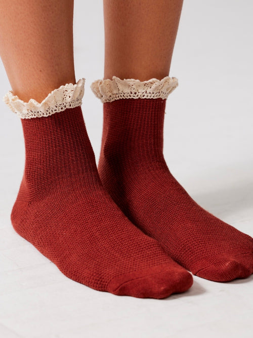 Beloved Waffle Knit Ankle Socks in Cedar