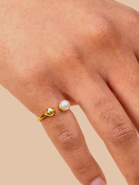 Lane Pearl Ring