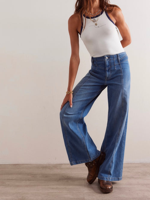 Libre Wide Leg Jean in Goodie Goodie