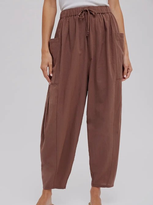 Have A Seat Harem Pants in Mocha