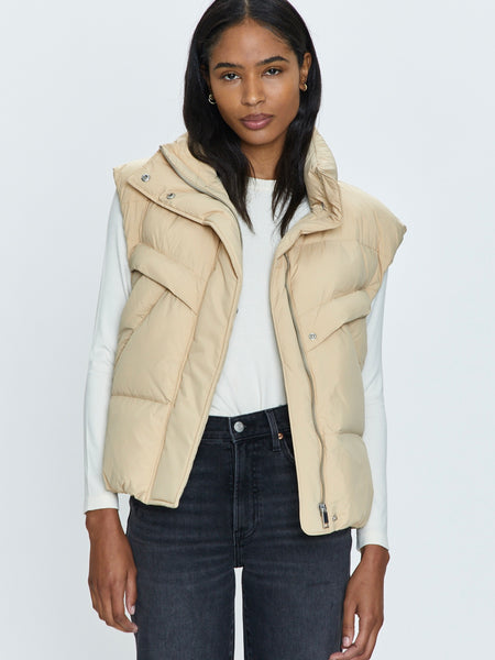 Joss Puffer Vest in Warm Sand