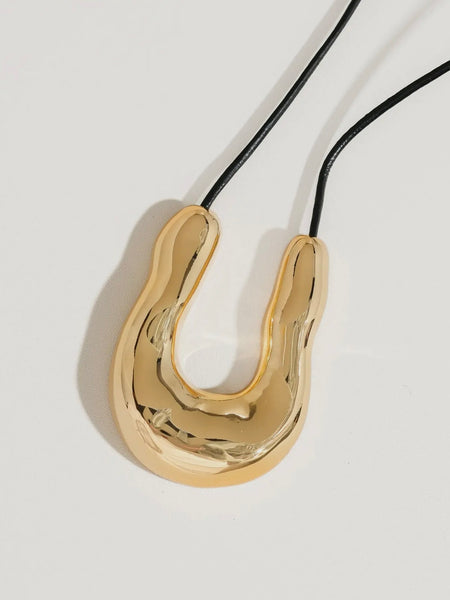 Sable Horseshoe Western Necklace