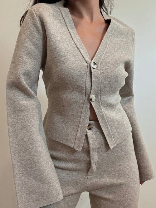 Bell & Tell Cardigan in Oatmeal