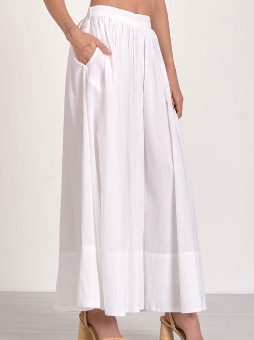 It's A Breeze Skirt in White