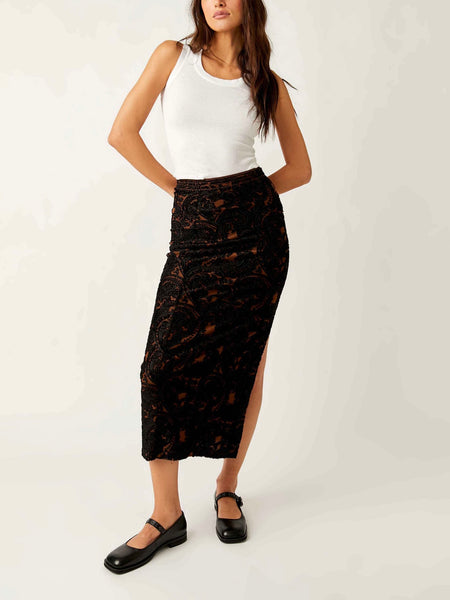 Rosalie Velvet Midi Skirt in Black