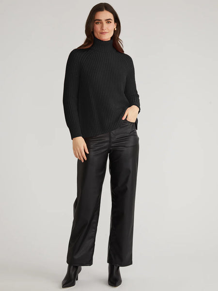 Stella Turtleneck Pullover in Black