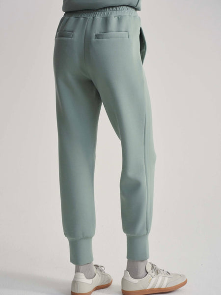 The Slim Cuff Pant 27.5 in Lily Pad