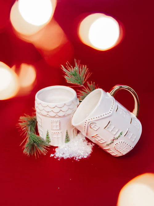 Gold House Mug in Christmas Tree