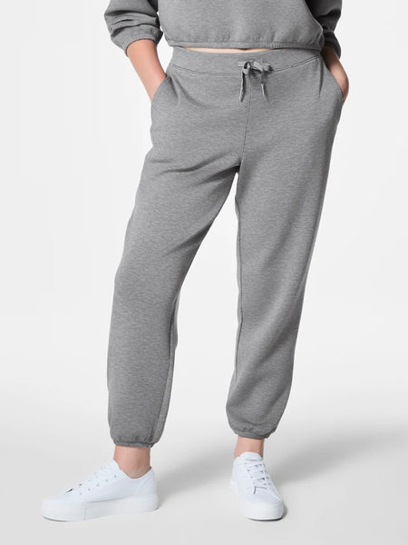 AirEssentials Jogger in Medium Grey