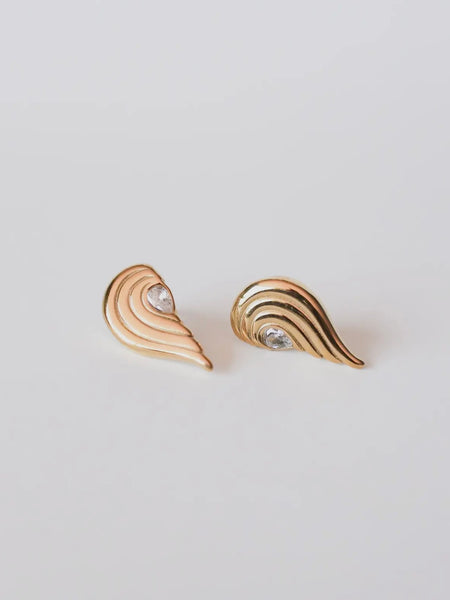 Bisou Half Heart Earrings