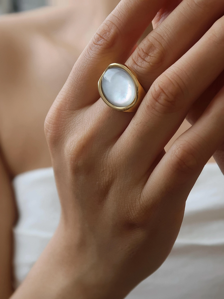 Oakmere Statement Ring