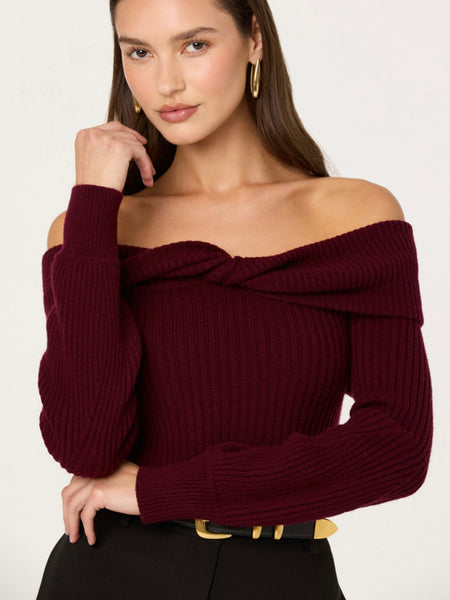 Tilde Off The Shoulder Sweater in Wine