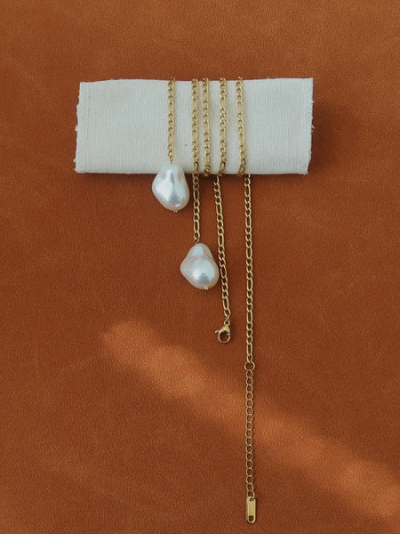 Trevia Baroque Pearl Necklace