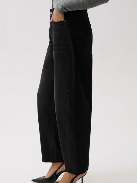 Sacha Barrel Jean in Spark