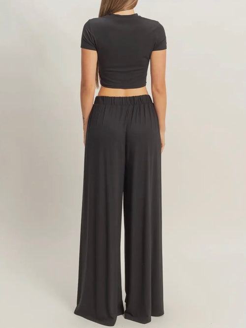 A Set Above The Rest in Black