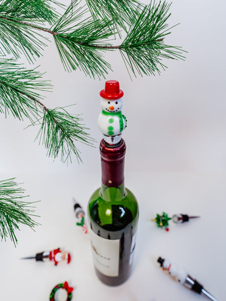 Holiday Icon Wine Stopper in Red Top Hat Snowman