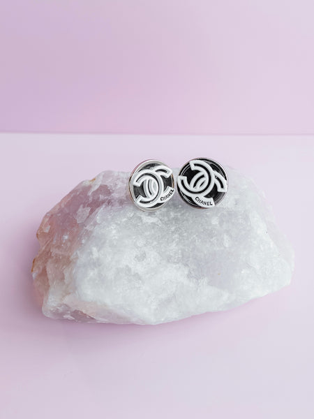 Repurposed Black & White CC Retro Earring
